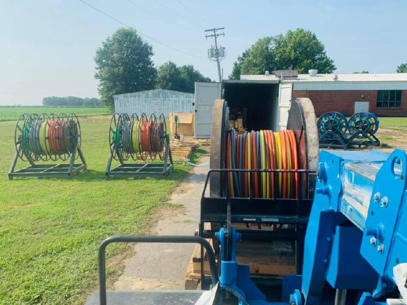 Large-scale wire installation